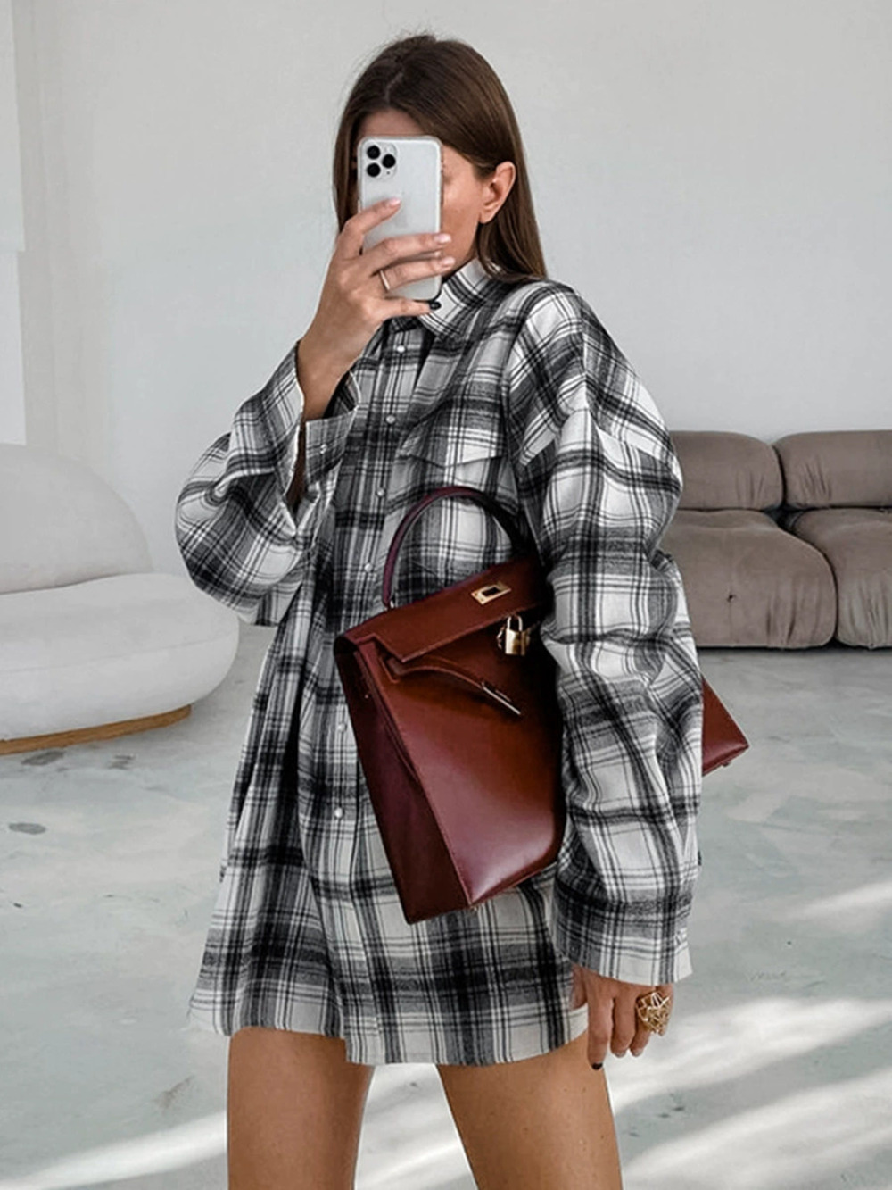 Forever 21 Classic Black White Plaid Shirt Loose Fit Fall Layered Sunblock